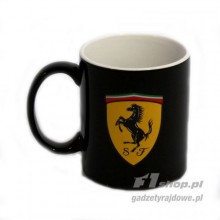 Kubek Ferrari F1 Team czarny