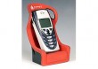 Podstawka pod telefon w kształcie fotela kubełkowego.